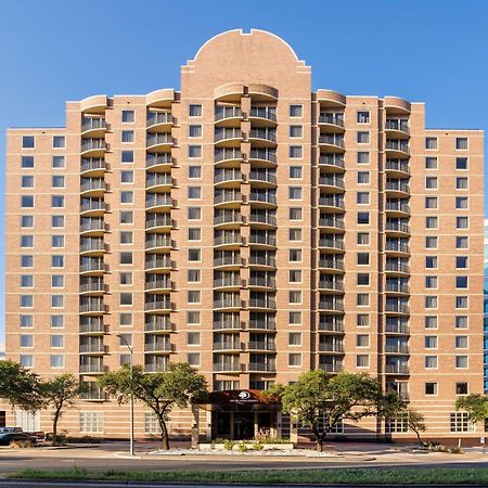 Doubletree Suites By Hilton Austin Downtown Capitol Exterior photo