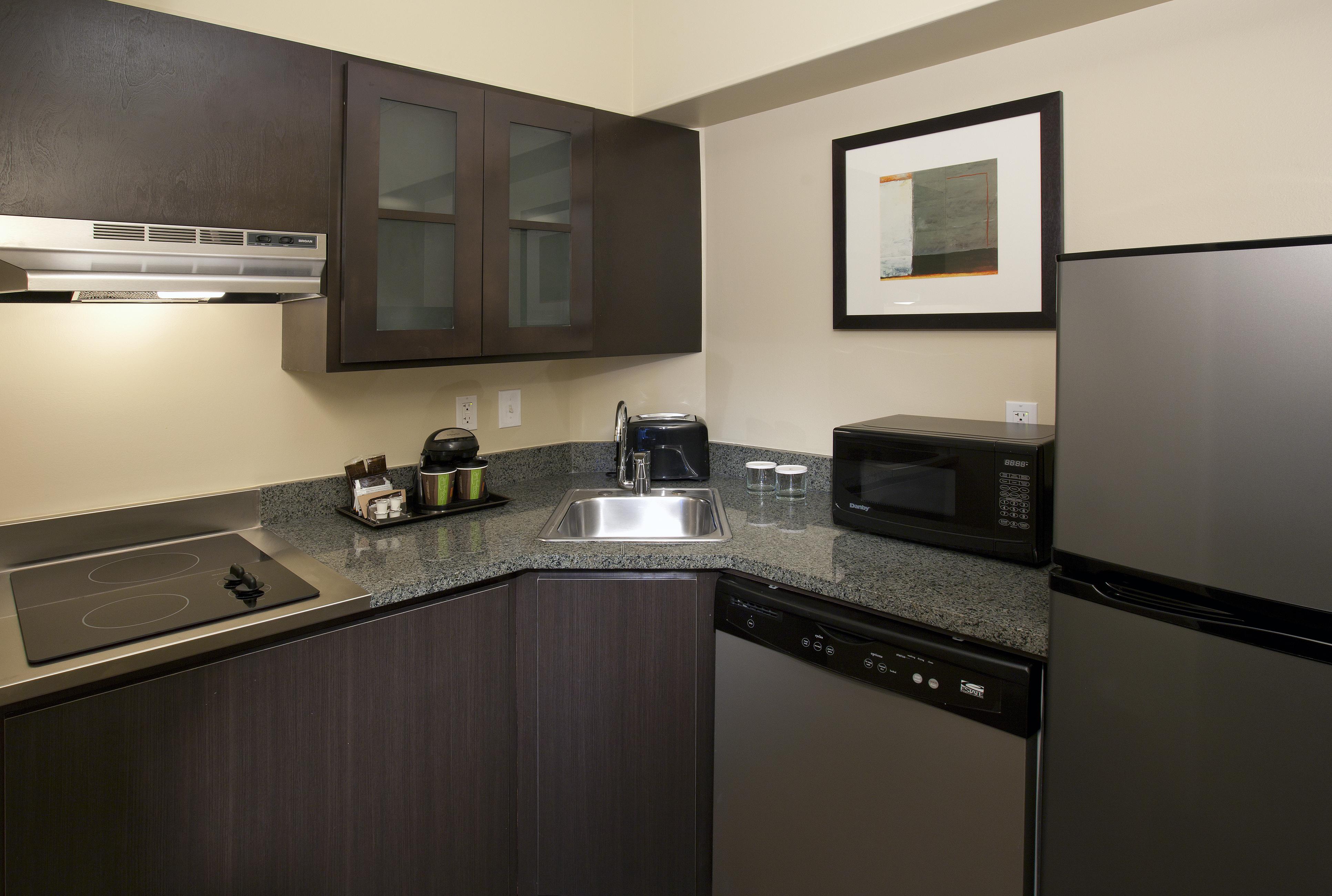 Doubletree Suites By Hilton Austin Downtown Capitol Room photo