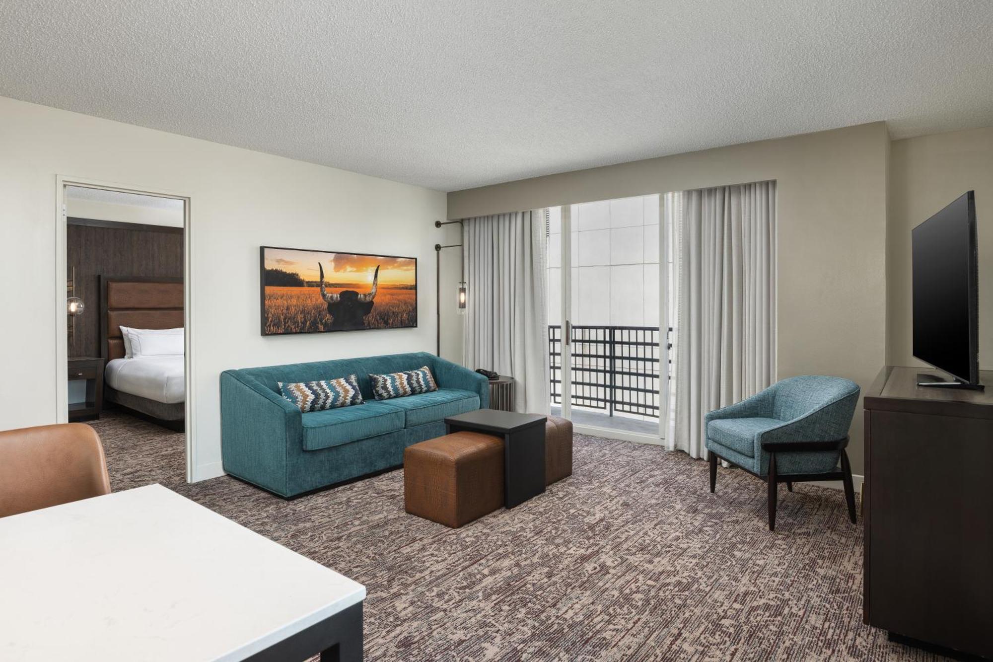 Doubletree Suites By Hilton Austin Downtown Capitol Exterior photo